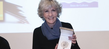 Sue Grafton participa en la primera tertúlia literària de la IAM en el 2015